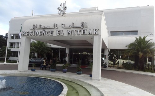 Residencia El Mithak, en Argel