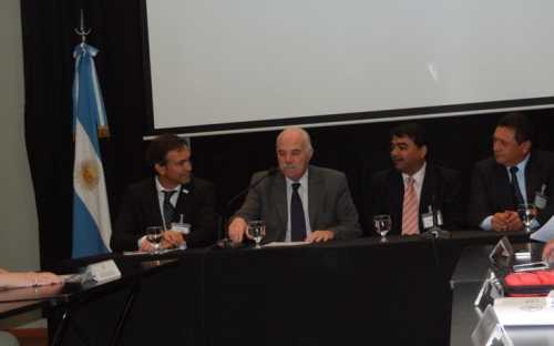 apertura de la XIII reunión de COPESCAALC por el Ministro Carlos Casamiquela, de Agricultura, Ganaderia y Pesca