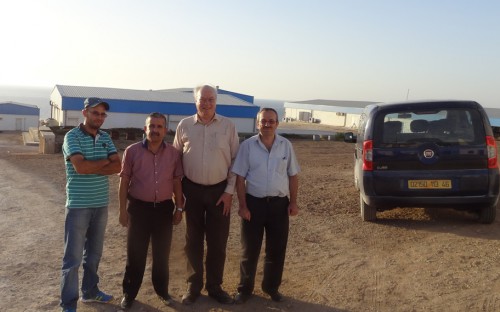 Roland Wiefels en visita a finca de maricultura en Ain Temouchent